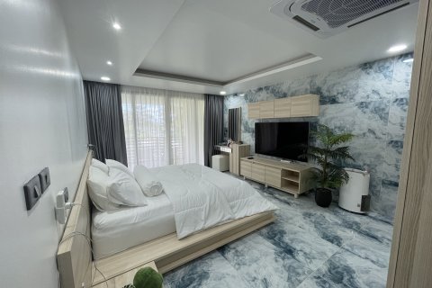 Penthouse in Kathu, Thailand 3 bedrooms № 149898 - photo 14