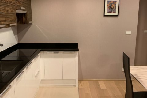 Condo in Bangkok, Thailand, 2 bedrooms № 143817 - photo 10