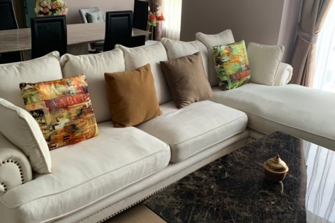 Condo in Bangkok, Thailand, 2 bedrooms № 143817 - photo 3