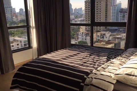 Estudio en el condominio en Bangkok, Tailandia № 143493 - foto 2