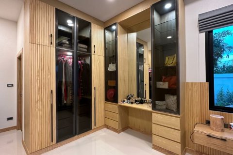 Casa de 3 dormitorios en Pattaya, Tailandia № 70754 - foto 11
