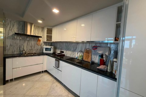 Condo à Sathon, Bangkok, Thaïlande, 3 chambres № 232941 - photo 7