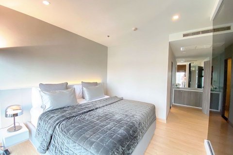 Condominio de 1 dormitorio en Watthana, Bangkok, Tailandia № 47642 - foto 8