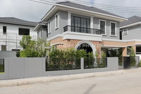 Casa de 4 dormitorios en Phuket, Tailandia № 152321