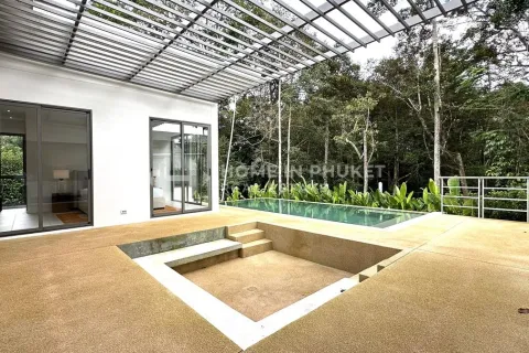 Casa de 4 dormitorios en Phang Nga, Tailandia № 152317 - foto 2