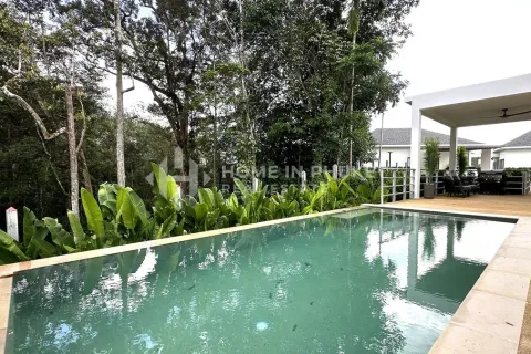 Casa de 4 dormitorios en Phang Nga, Tailandia № 152317 - foto 27