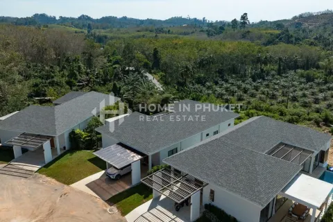 Casa de 3 dormitorios en Phang Nga, Tailandia № 152316 - foto 18