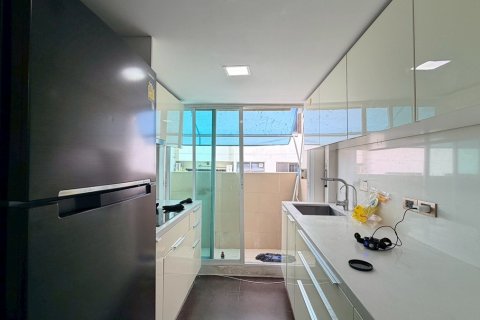 Condo à Watthana, Bangkok, Thaïlande, 4 chambres № 201321 - photo 9