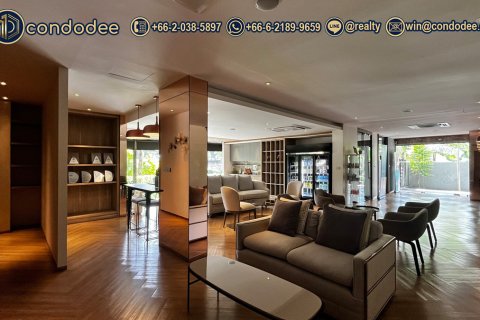 Haus in Bangkok, Thailand 3 Schlafzimmer № 201322 - Foto 4