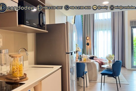 Condo in Phra Khanong, Bangkok, Thailand, 2 bedrooms № 201319 - photo 3