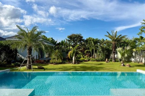 Chalet de 3 dormitorios en Hua Hin, Tailandia № 134616 - foto 5