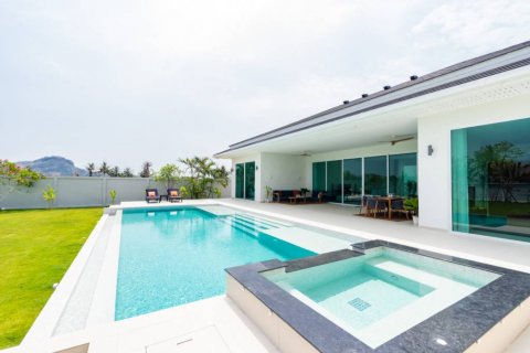Chalet de 4 dormitorios en Hua Hin, Tailandia № 134615