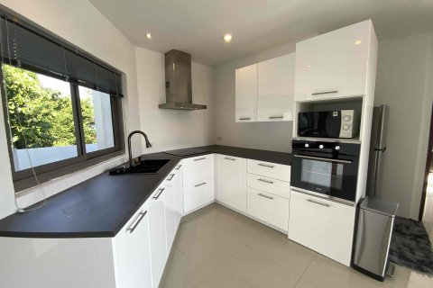 Casa de 4 dormitorios en Ko Samui, Tailandia № 118379 - foto 10