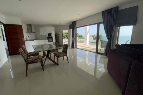 Casa de 4 dormitorios en Ko Samui, Tailandia № 118379 - foto 9