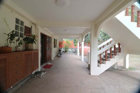 Casa de 4 dormitorios en Udon Thani, Tailandia № 167250 - foto 9