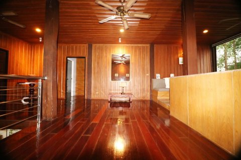 Casa de 4 dormitorios en Udon Thani, Tailandia № 167250 - foto 27