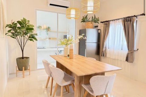 Chalet de 2 dormitorios en Cha-am, Tailandia № 203560 - foto 6
