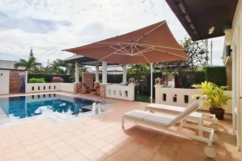 Chalet de 3 dormitorios en Hua Hin, Tailandia № 168849 - foto 13