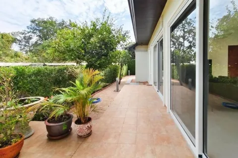 Chalet de 3 dormitorios en Hua Hin, Tailandia № 168849 - foto 17