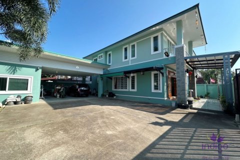 Casa de 3 dormitorios en Chiang Mai, Tailandia № 162631