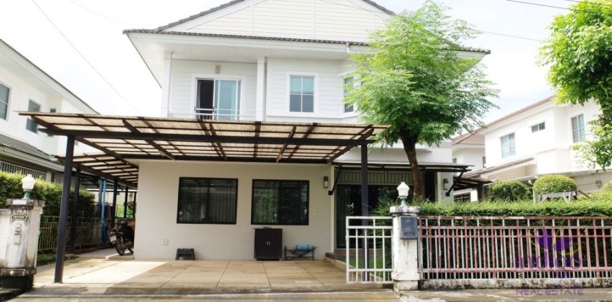 Casa de 3 dormitorios en Chiang Mai, Tailandia № 162629
