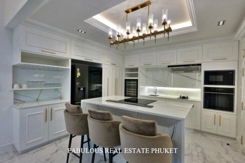 Chalet de 3 dormitorios en Bang Tao, Tailandia № 179811 - foto 7