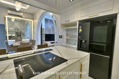 Chalet de 3 dormitorios en Bang Tao, Tailandia № 179811 - foto 16