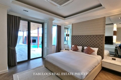 Chalet de 3 dormitorios en Bang Tao, Tailandia № 179811 - foto 8