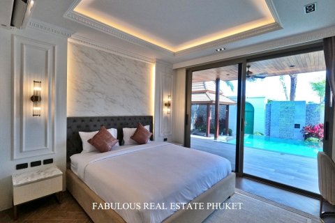 Chalet de 3 dormitorios en Bang Tao, Tailandia № 179811 - foto 12