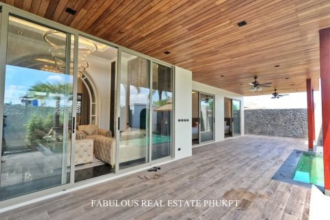 Chalet de 3 dormitorios en Bang Tao, Tailandia № 179811 - foto 4