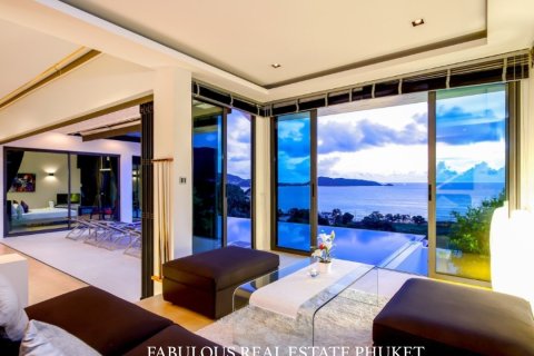 Villa in Patong, Thailand 6 Schlafzimmer № 179805 - Foto 6
