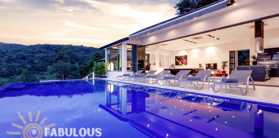 Villa in Patong, Thailand 6 Schlafzimmer № 179805