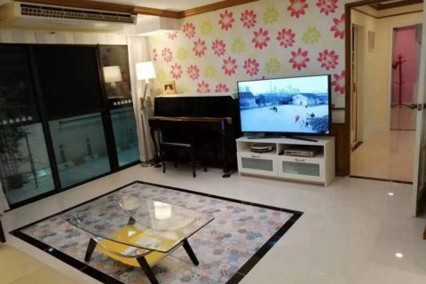 Condominio de 3 dormitorios en Bangkok, Tailandia № 156814