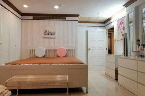 Condominio de 3 dormitorios en Bangkok, Tailandia № 156814 - foto 7