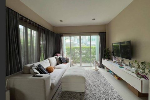 Haus in Saphan Sung, Bangkok, Thailand 4 Schlafzimmer № 156816