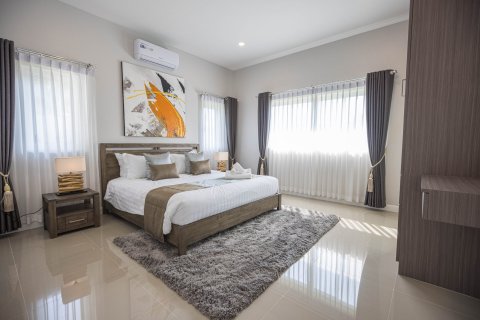 Chalet de 3 dormitorios en Hua Hin, Tailandia № 169978 - foto 11