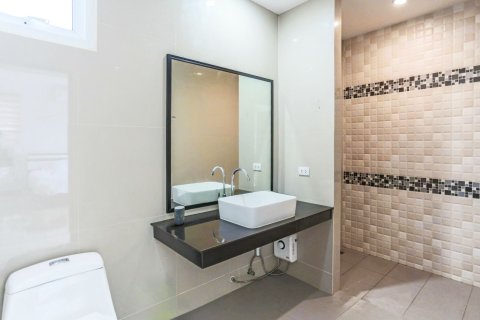 Adosado de 3 dormitorios en Ko Samui, Tailandia № 154956 - foto 13