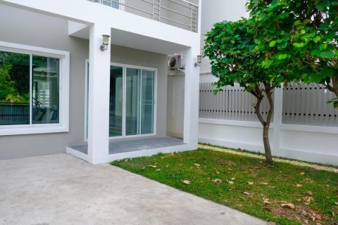 Adosado de 3 dormitorios en Ko Samui, Tailandia № 154956 - foto 7