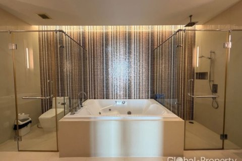Condominio de 2 dormitorios en Pattaya, Tailandia № 194708 - foto 7