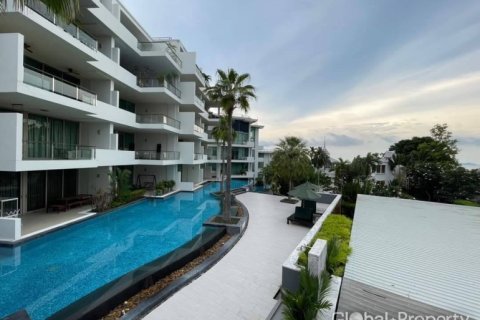 Condominio de 2 dormitorios en Pattaya, Tailandia № 194711 - foto 2