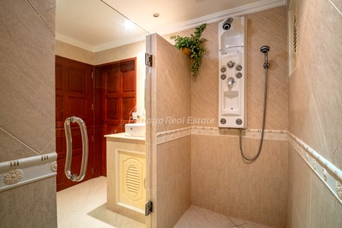 Condominio de 1 dormitorio en Bang Lamung, Tailandia № 194705 - foto 14