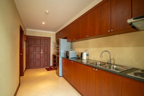 Condominio de 1 dormitorio en Bang Lamung, Tailandia № 194705 - foto 3
