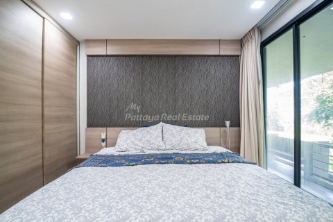 Condominio de 3 dormitorios en Bang Lamung, Tailandia № 194706 - foto 8