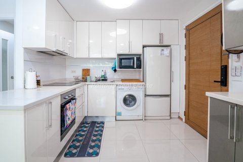 Condominio de 3 dormitorios en Bang Lamung, Tailandia № 194706 - foto 5