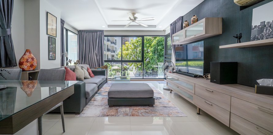 Condominio de 3 dormitorios en Bang Lamung, Tailandia № 194706