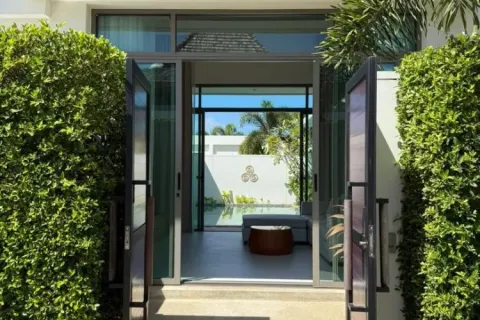 Casa de 3 dormitorios en Bang Tao, Tailandia № 153866 - foto 4