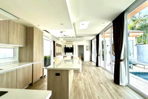 Chalet de 3 dormitorios en Phuket, Tailandia № 117181 - foto 7