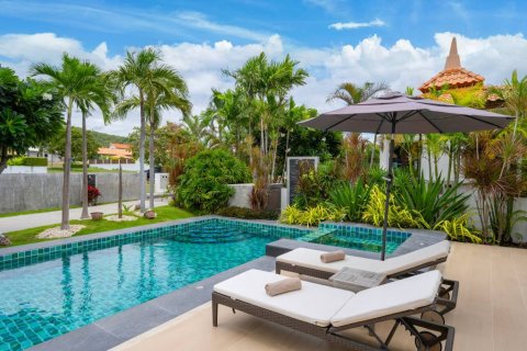 Chalet de 2 dormitorios en Hua Hin, Tailandia № 117183 - foto 10