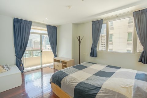 Condominio de 2 dormitorios en Bangkok, Tailandia № 143679 - foto 12