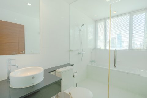 Condominio de 2 dormitorios en Bangkok, Tailandia № 143679 - foto 11
